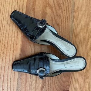 Unisa Black Mule with heel Size 7